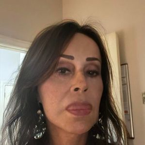 Meet your Posher, Ana-maria